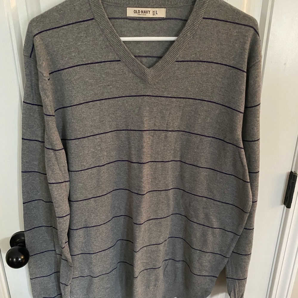 Men’s Sweater in a large